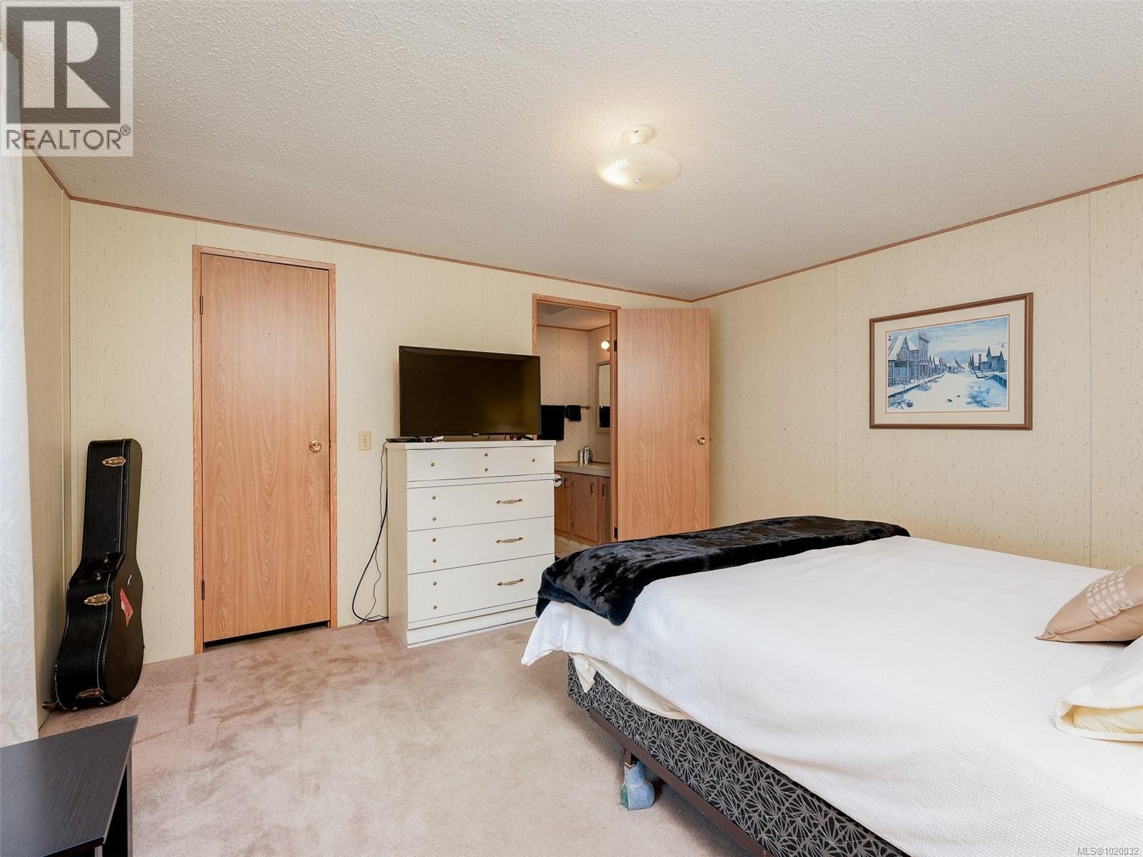 220 2779 Stautw Rd, Central Saanich