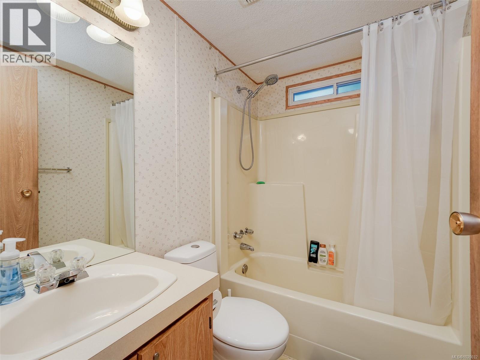 220 2779 Stautw Rd, Central Saanich