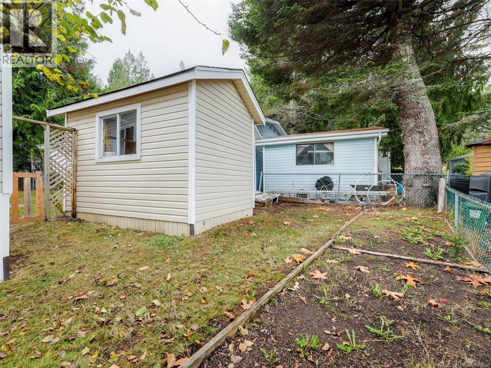 220 2779 Stautw Rd, Central Saanich