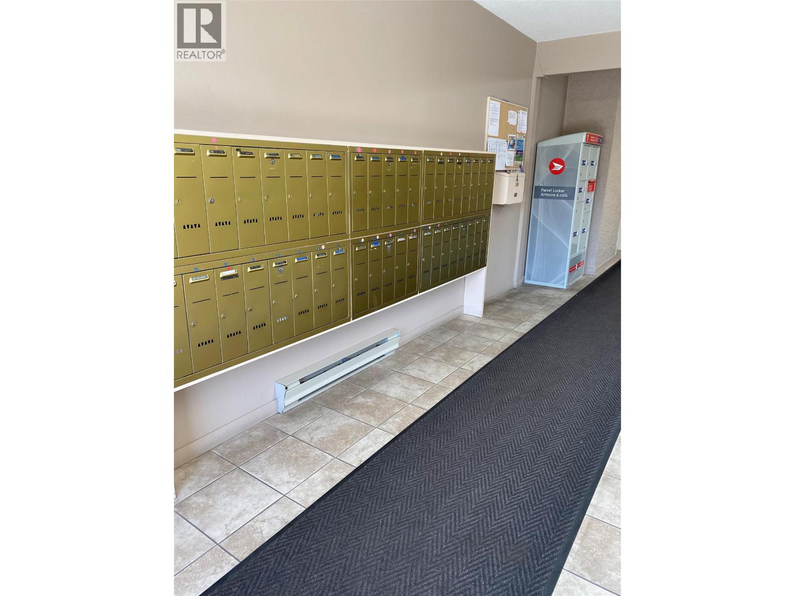 208 272 Green Avenue West, Penticton