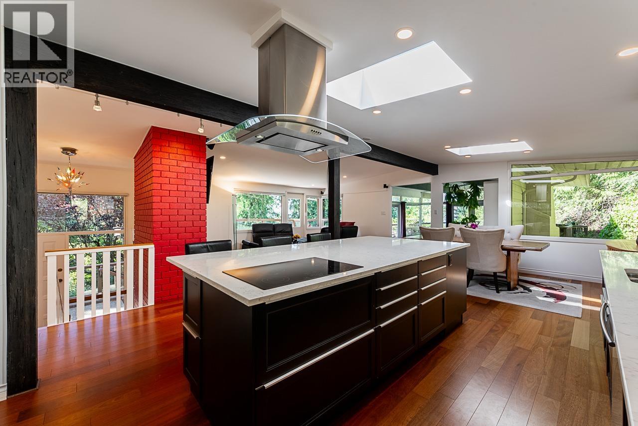 5651 WESTHAVEN ROAD, West Vancouver