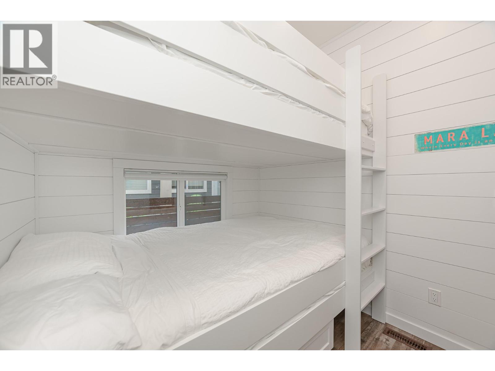 76 8843 97A Highway, Swansea Point