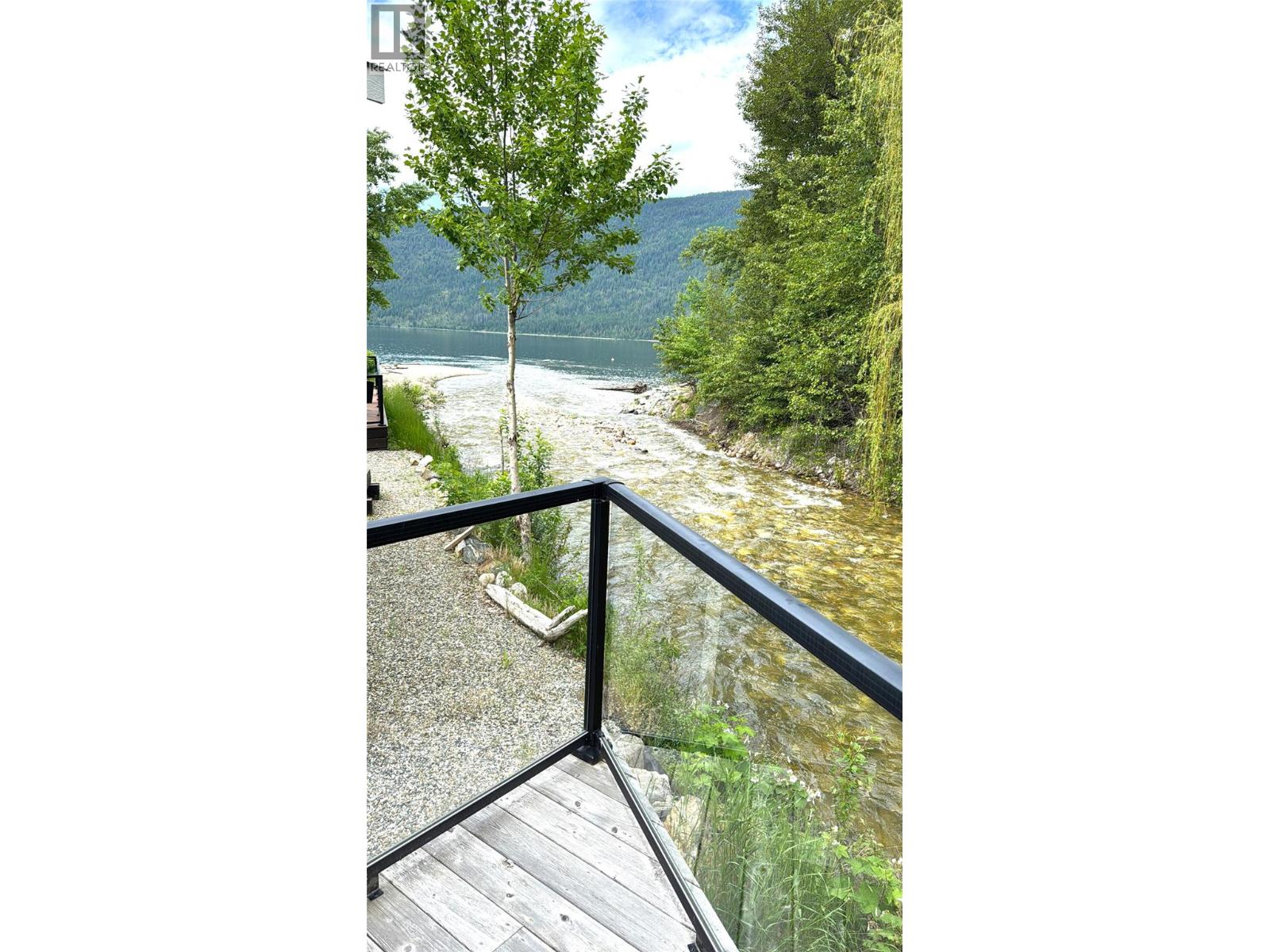 76 8843 97A Highway, Swansea Point