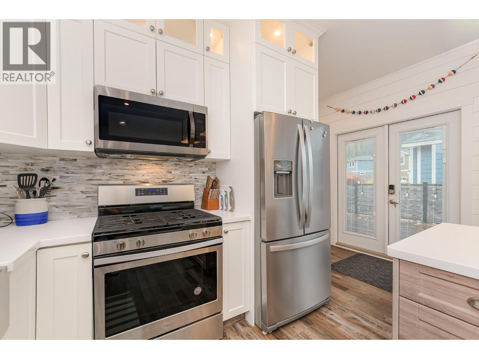 76 8843 97A Highway, Swansea Point