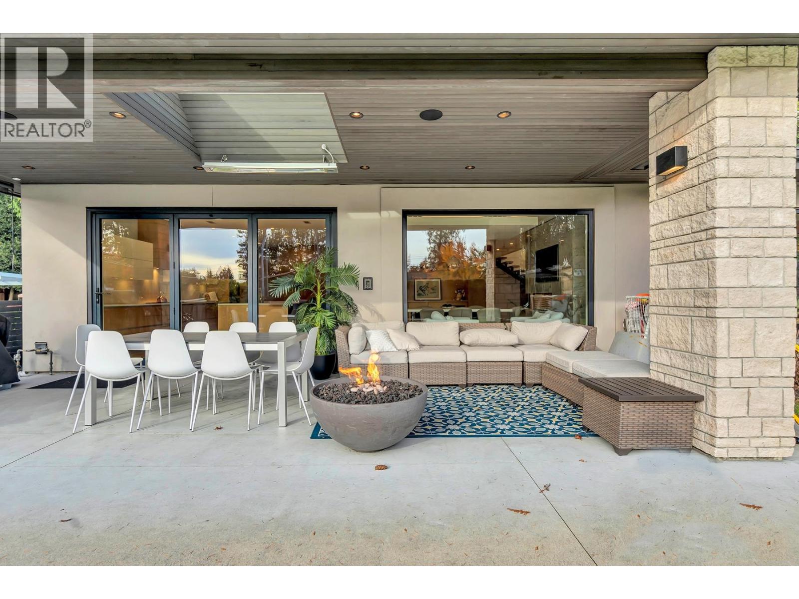 5141 SARITA AVENUE, North Vancouver