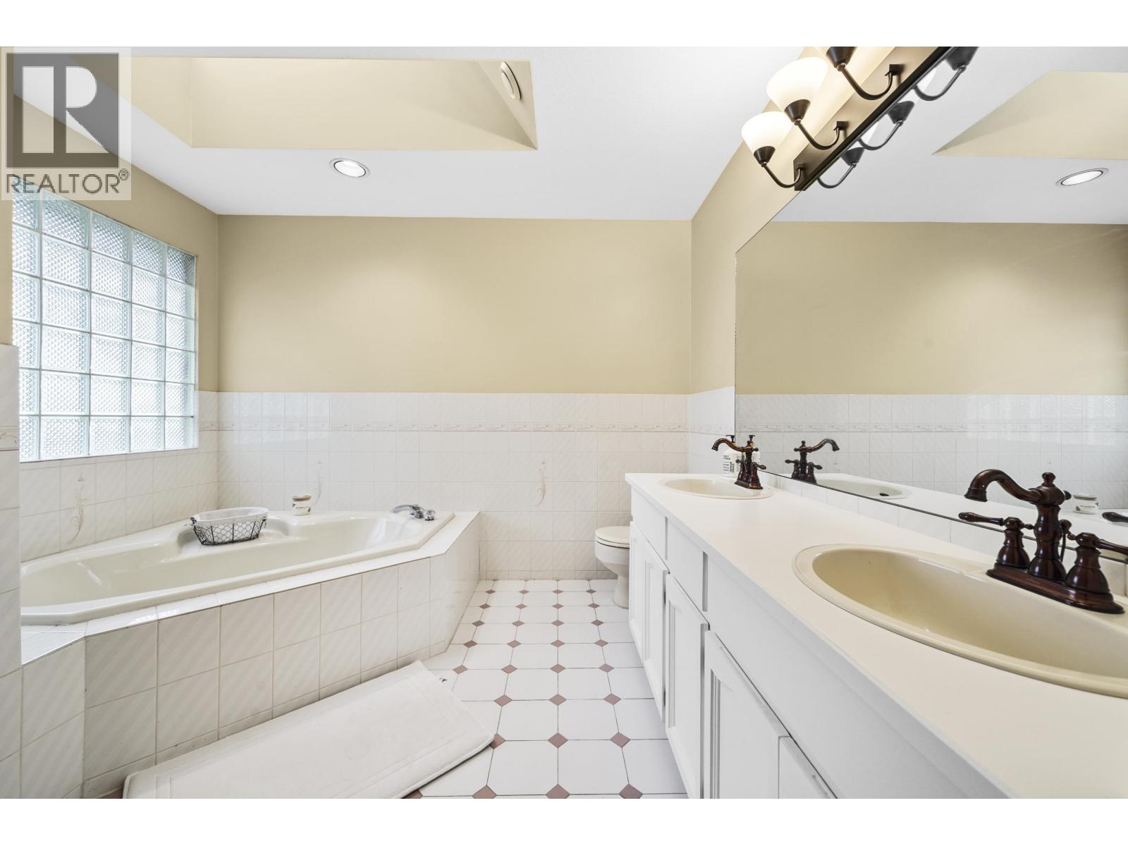 2288 LECLAIR DRIVE, Coquitlam