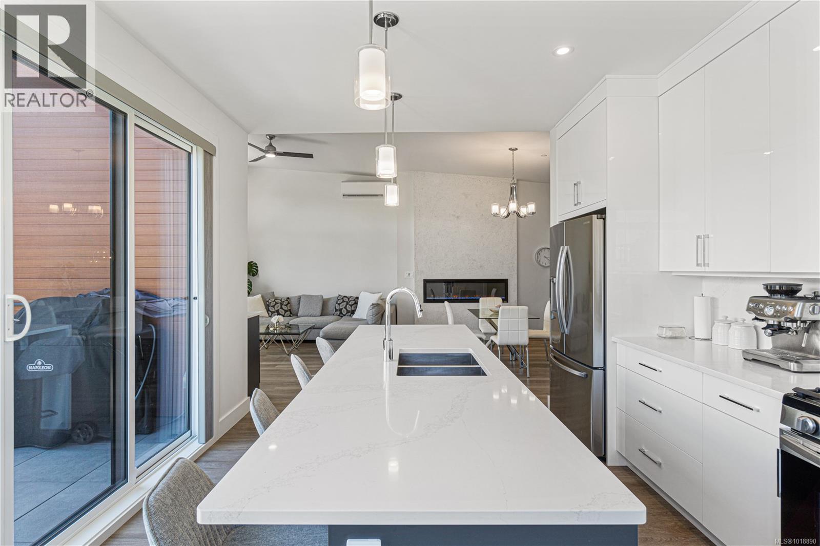 5 243 Corfield St S, Parksville