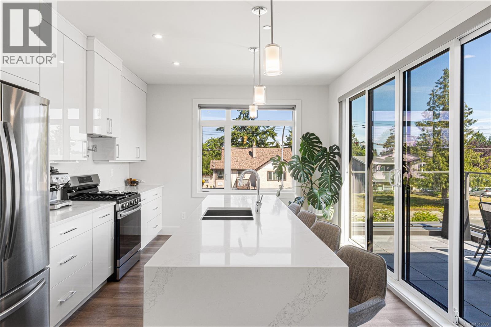 5 243 Corfield St S, Parksville