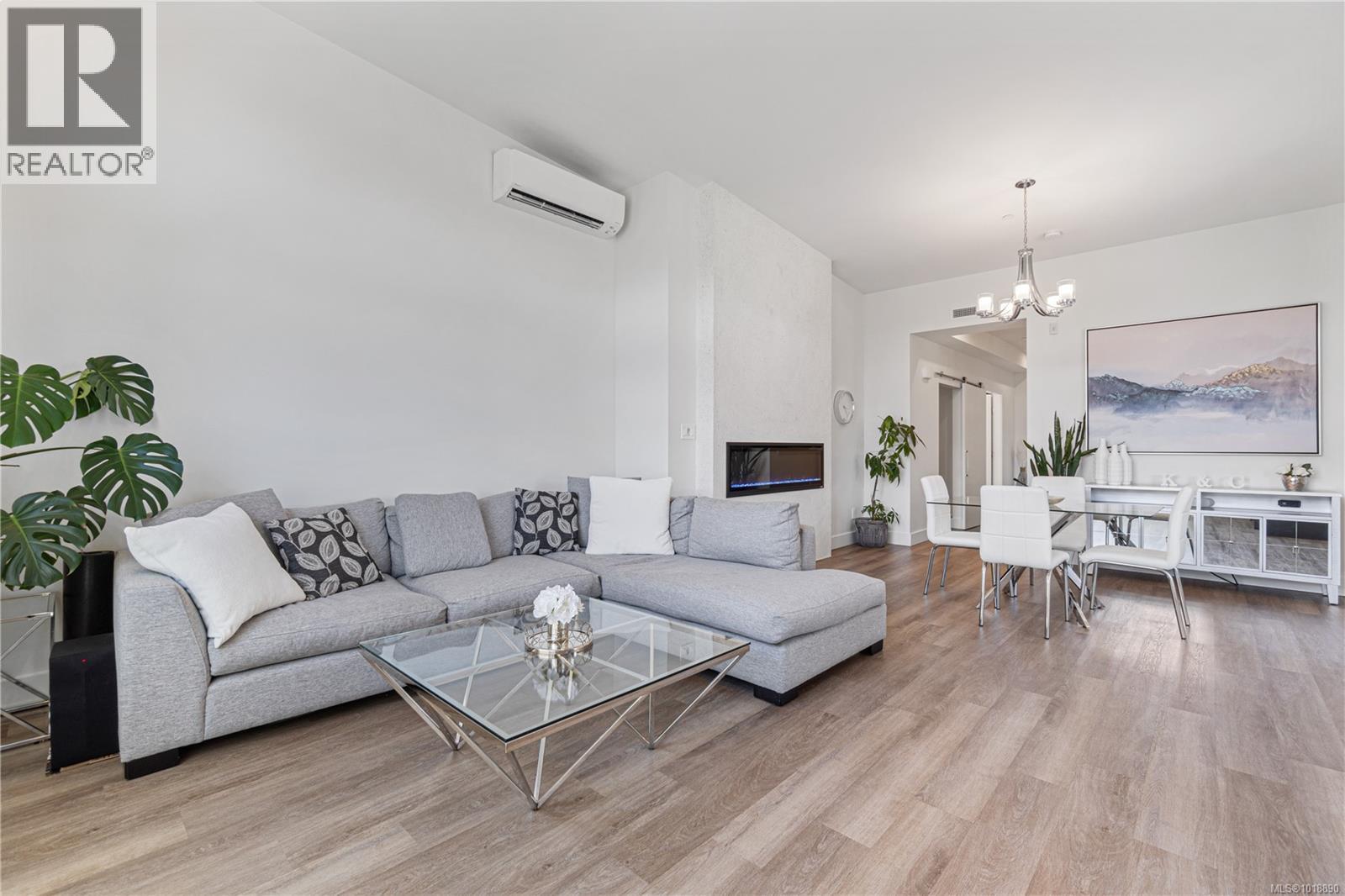 5 243 Corfield St S, Parksville