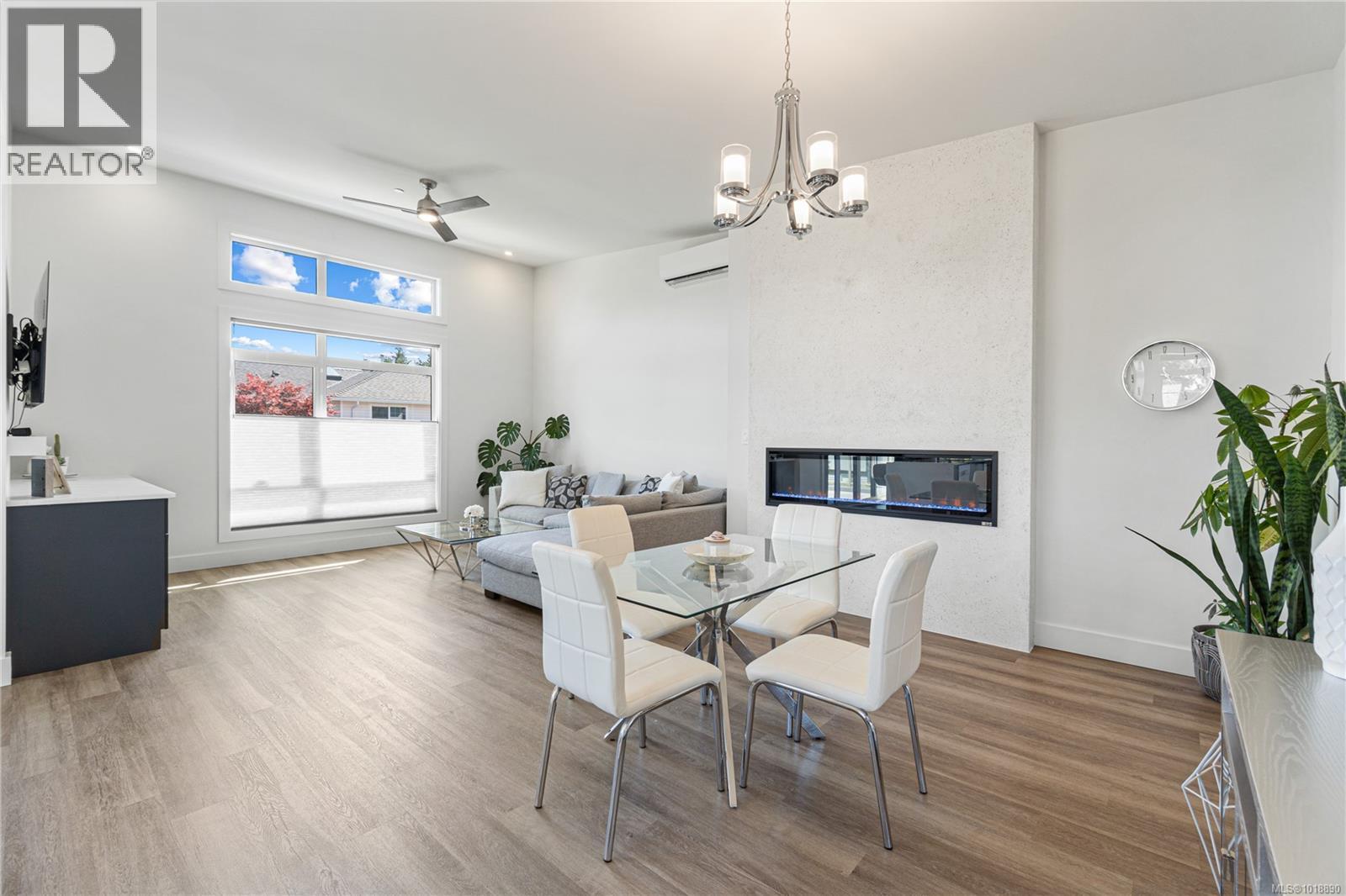 5 243 Corfield St S, Parksville