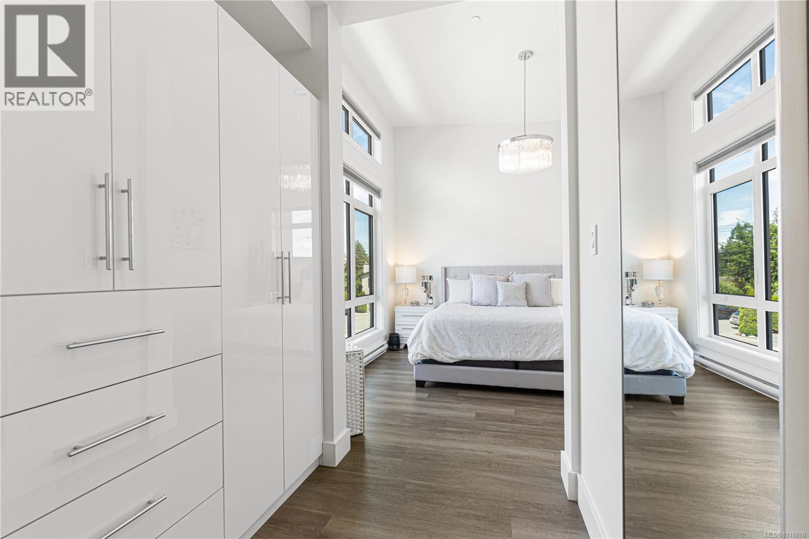 5 243 Corfield St S, Parksville