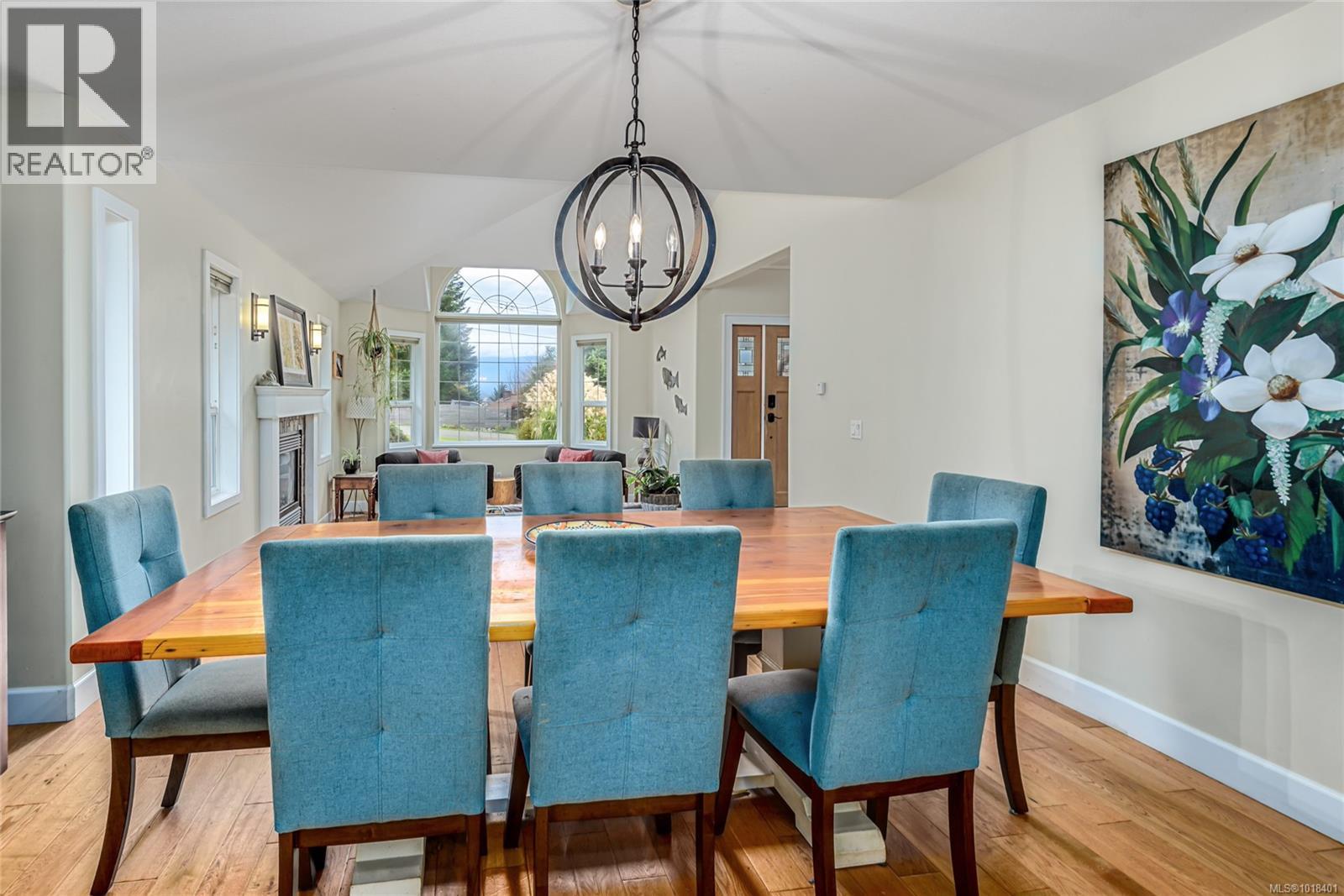 1230 Glen Urquhart Dr, Courtenay