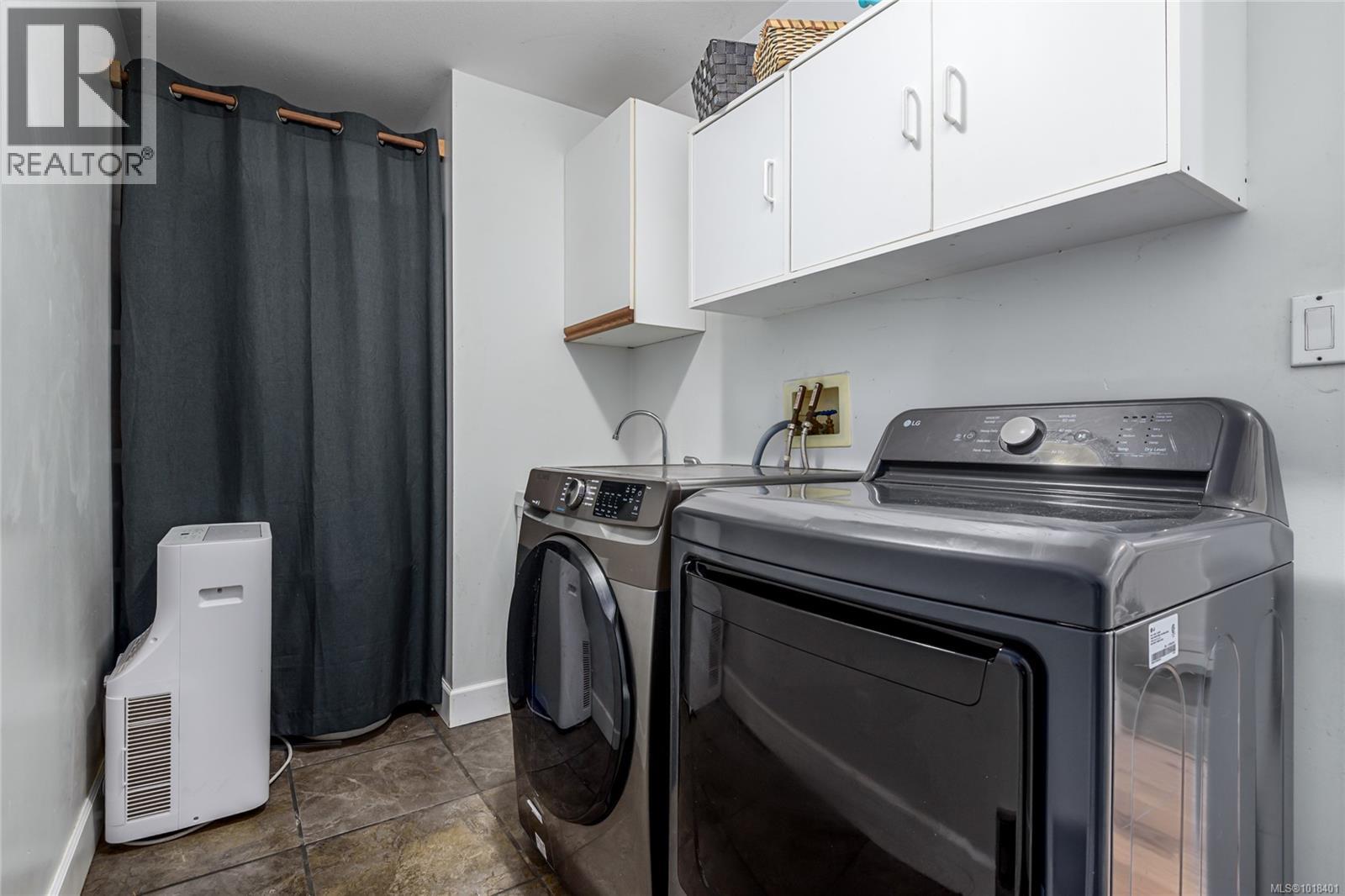 1230 Glen Urquhart Dr, Courtenay