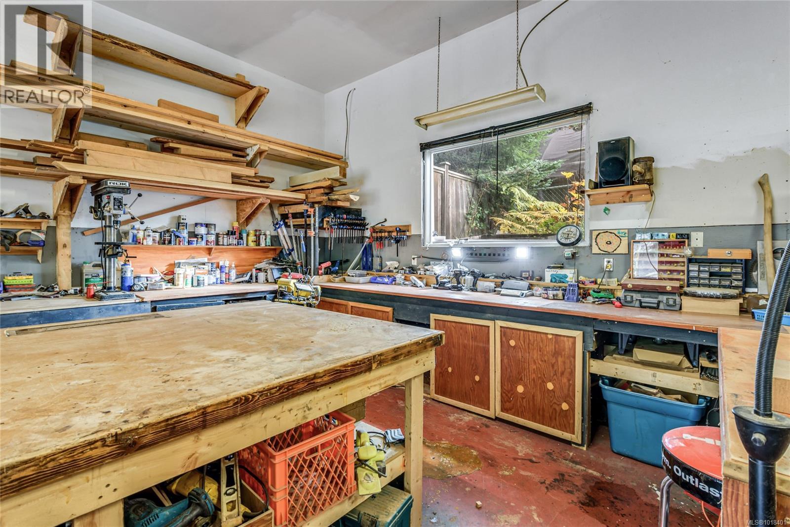 1230 Glen Urquhart Dr, Courtenay