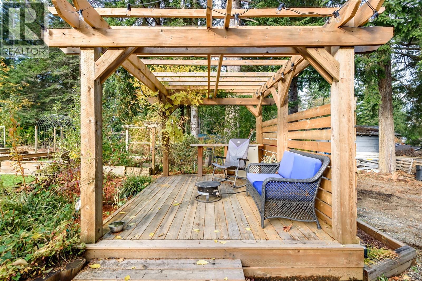 1230 Glen Urquhart Dr, Courtenay