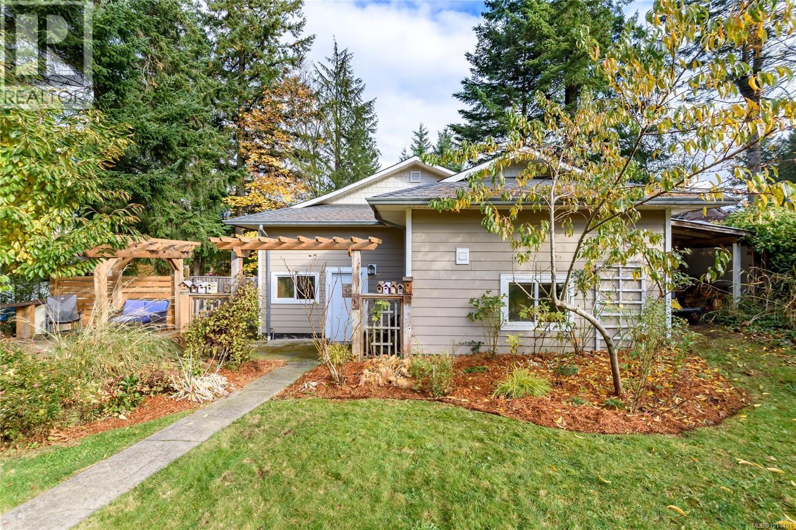 1230 Glen Urquhart Dr, Courtenay