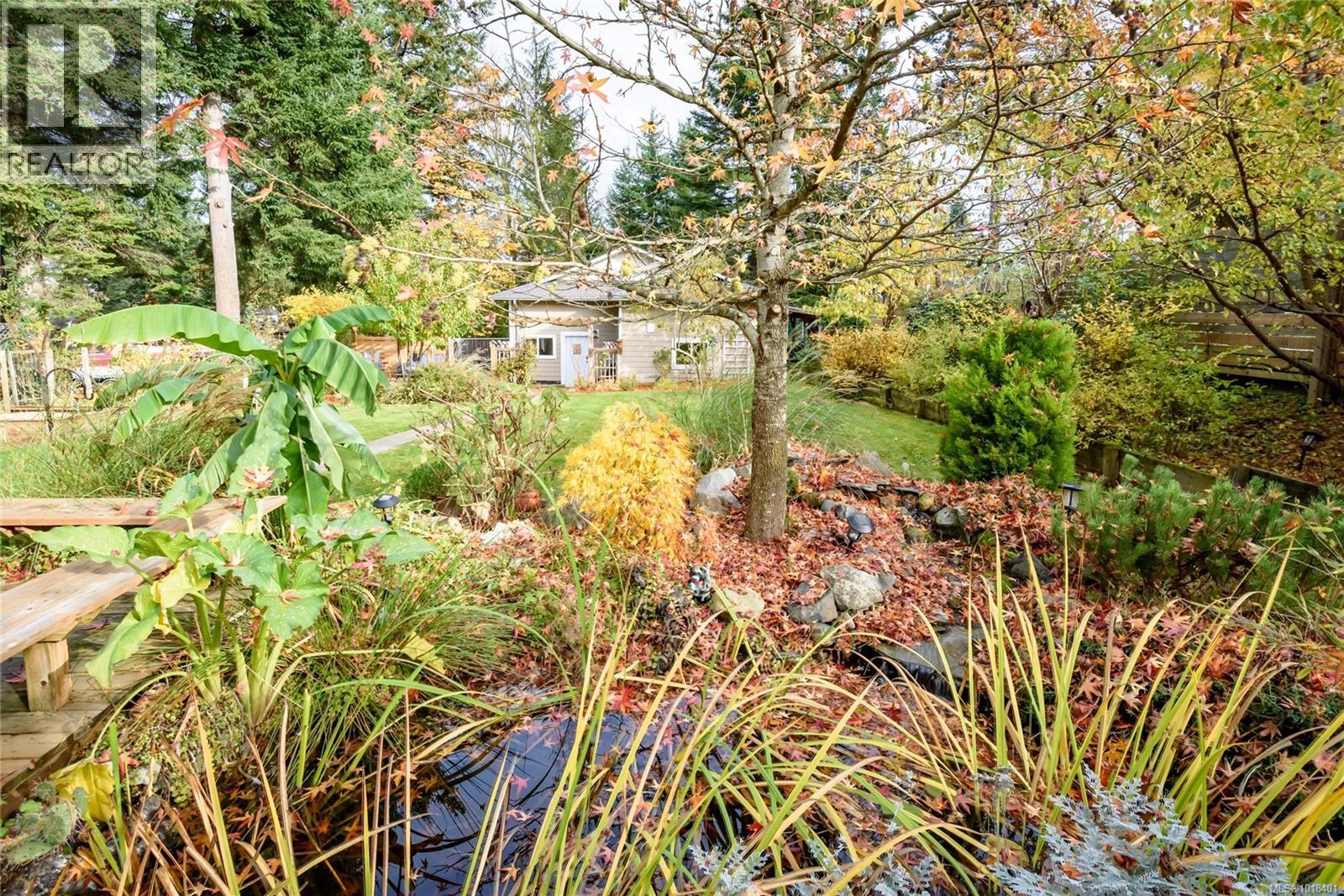 1230 Glen Urquhart Dr, Courtenay