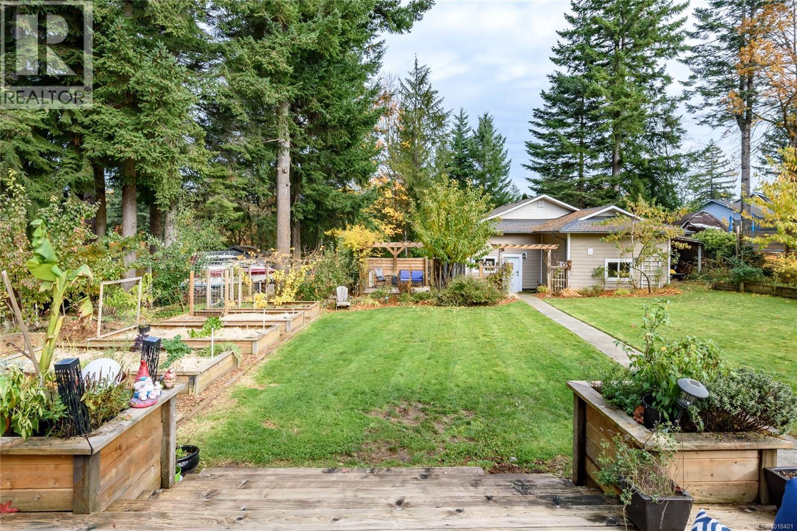 1230 Glen Urquhart Dr, Courtenay