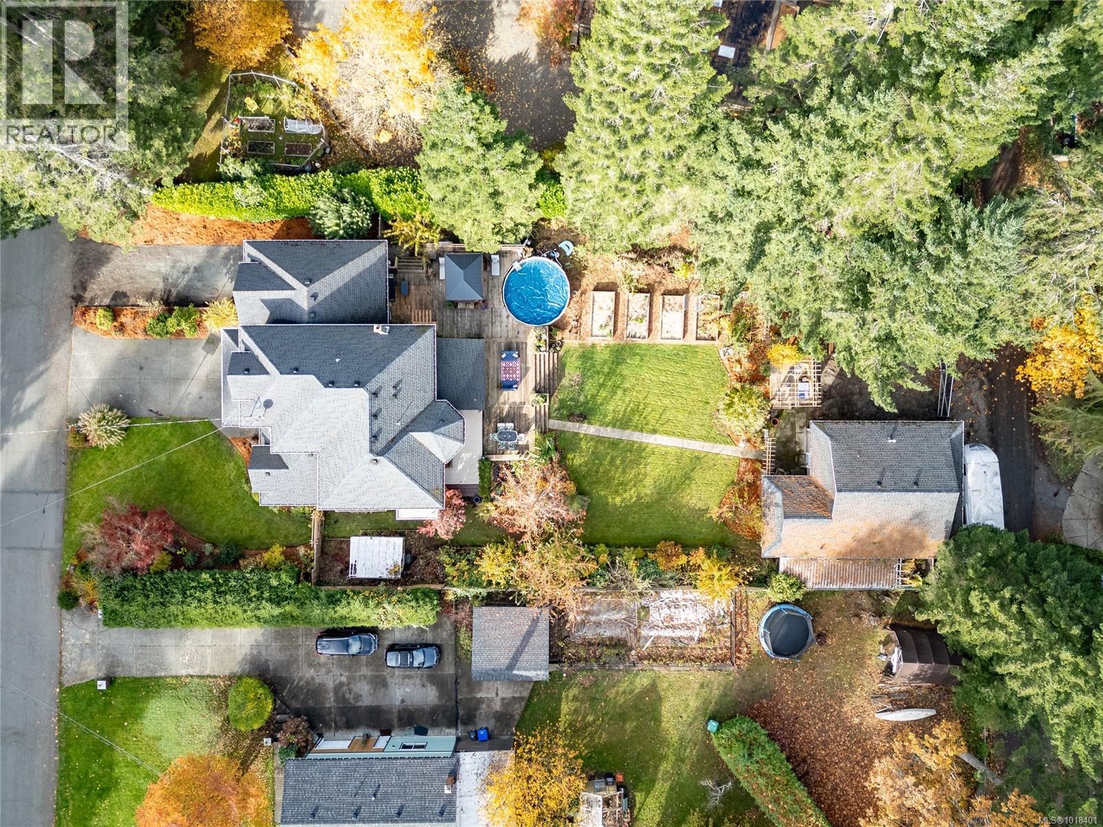 1230 Glen Urquhart Dr, Courtenay