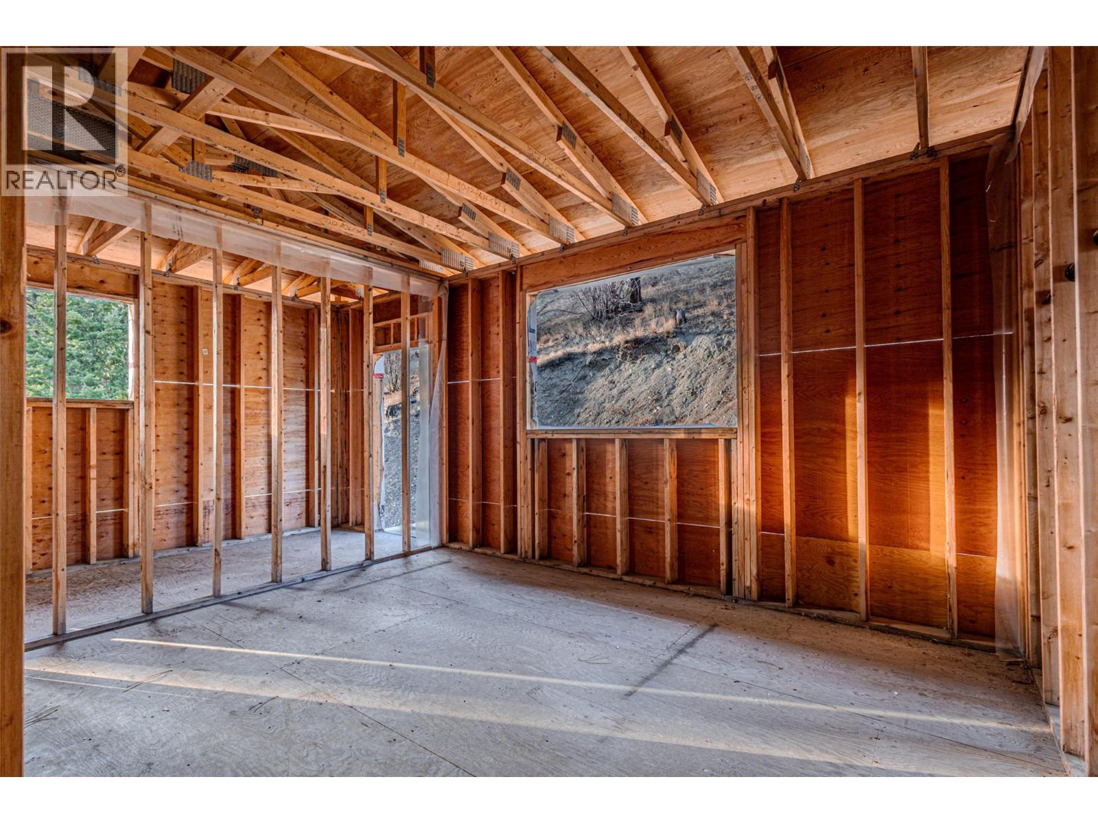  4976 Princeton Avenue, Peachland