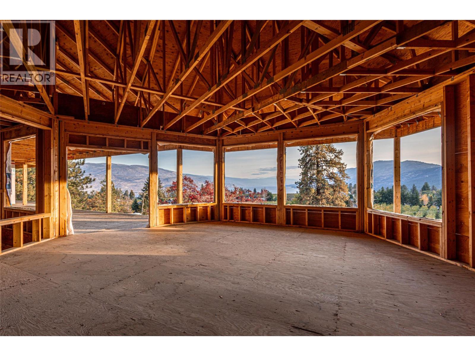  4976 Princeton Avenue, Peachland