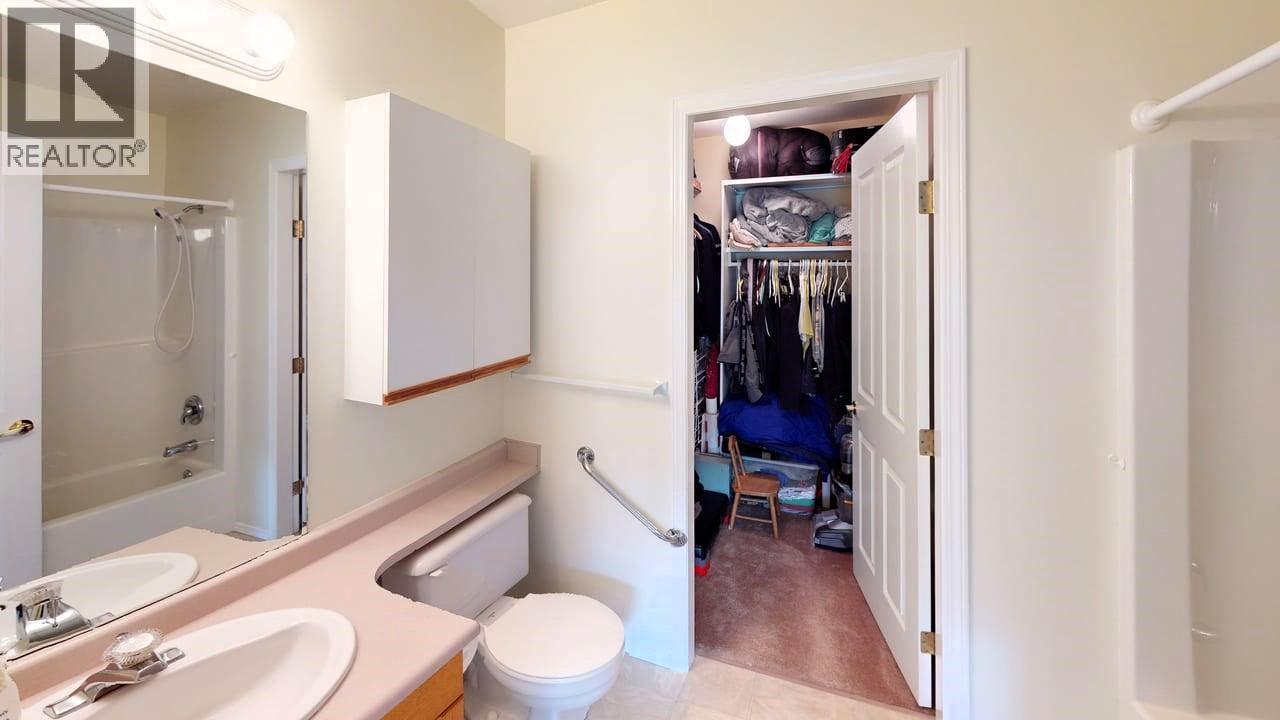 2210 Columbia Avenue Unit# 59, Castlegar