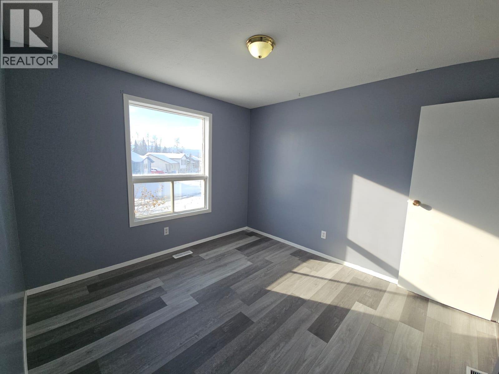 151 Valleyview Crescent, Tumbler Ridge