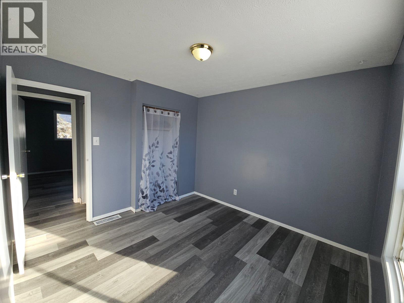 151 Valleyview Crescent, Tumbler Ridge