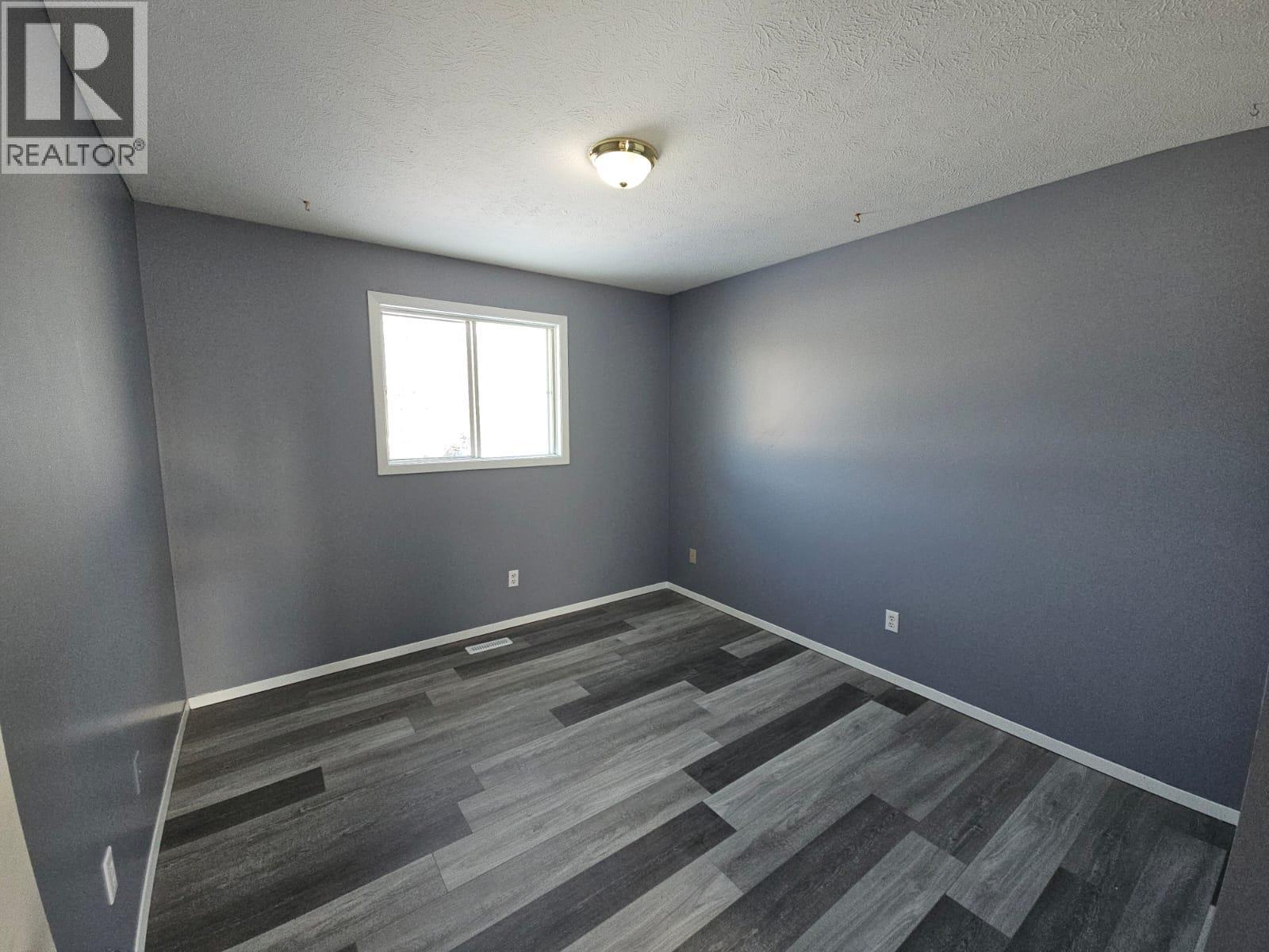 151 Valleyview Crescent, Tumbler Ridge