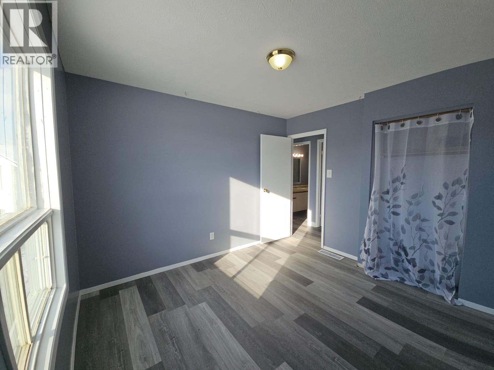 151 Valleyview Crescent, Tumbler Ridge