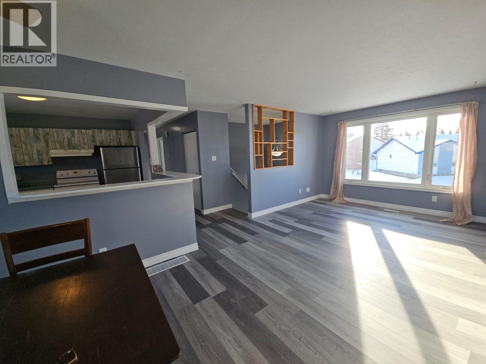 151 Valleyview Crescent, Tumbler Ridge