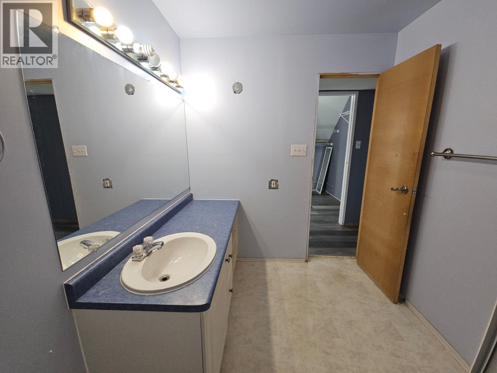 151 Valleyview Crescent, Tumbler Ridge