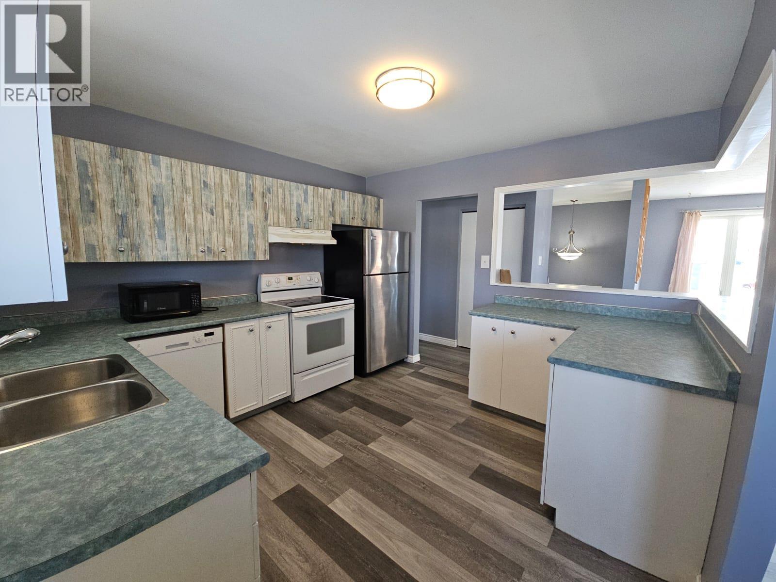 151 Valleyview Crescent, Tumbler Ridge