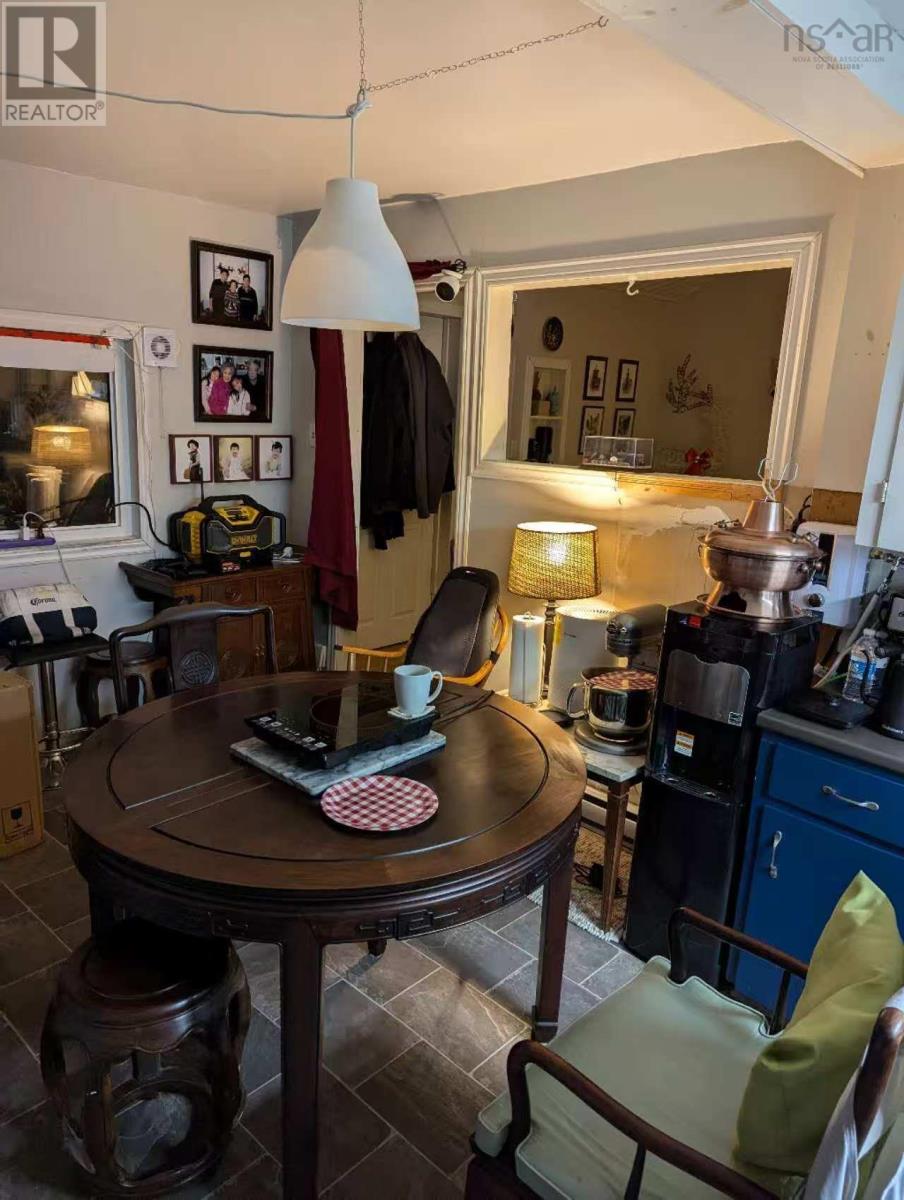 Property 9 of 11 of 34 Club Road