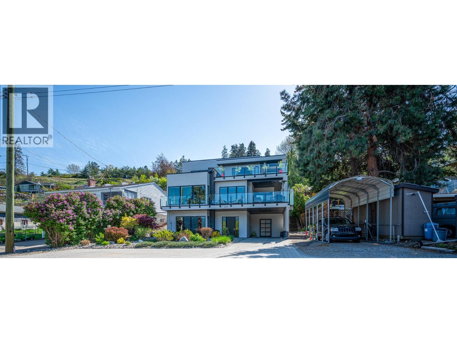  11537 Okanagan Centre Road West, Lake Country