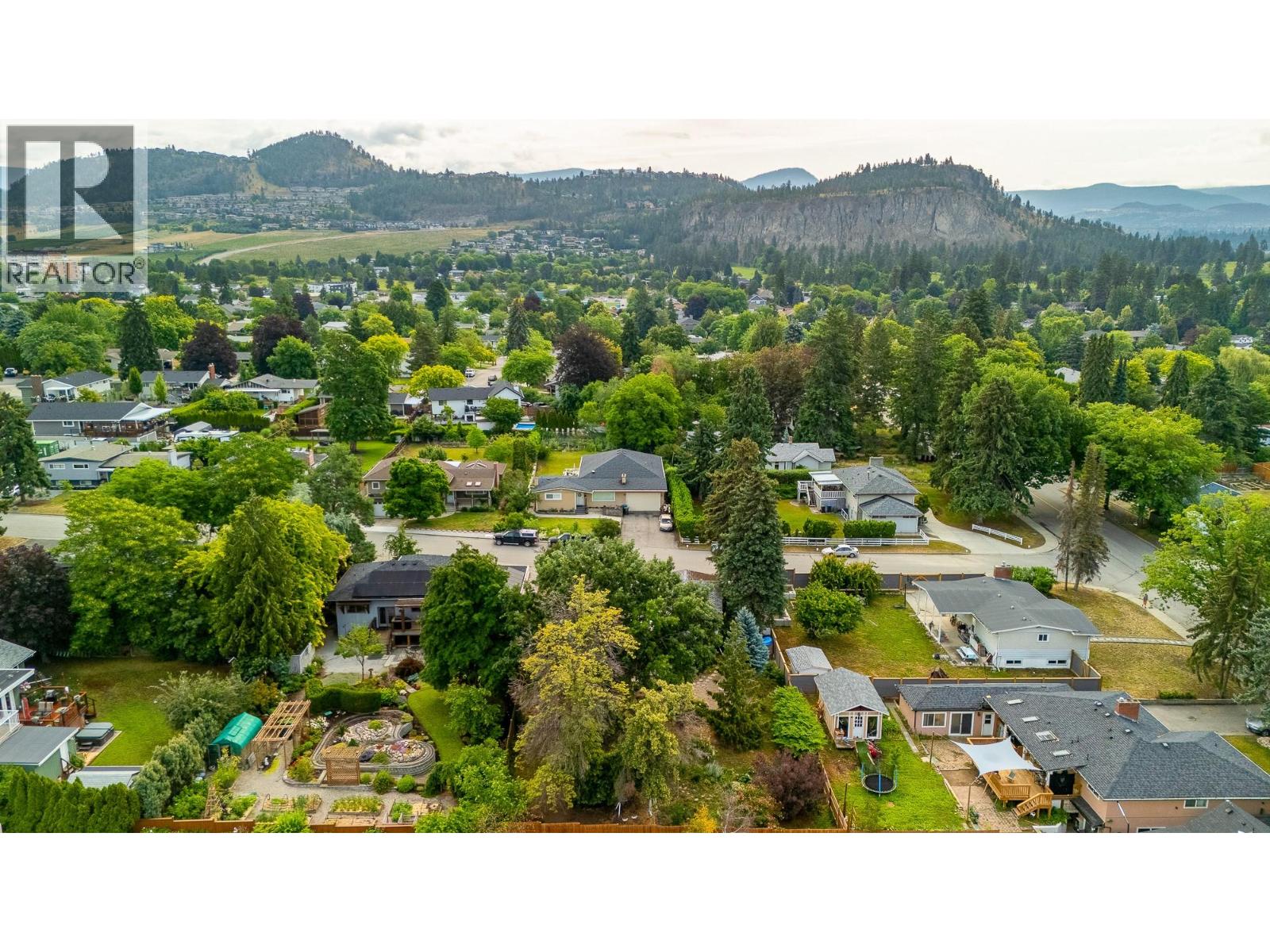  988 Glengarry Street, Kelowna