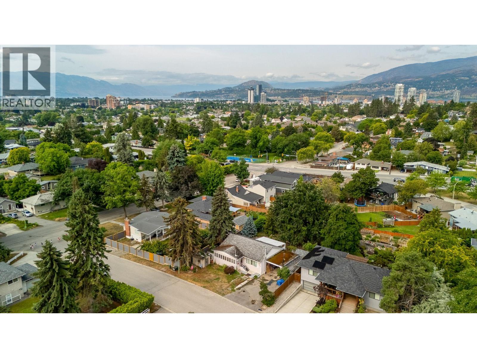  988 Glengarry Street, Kelowna