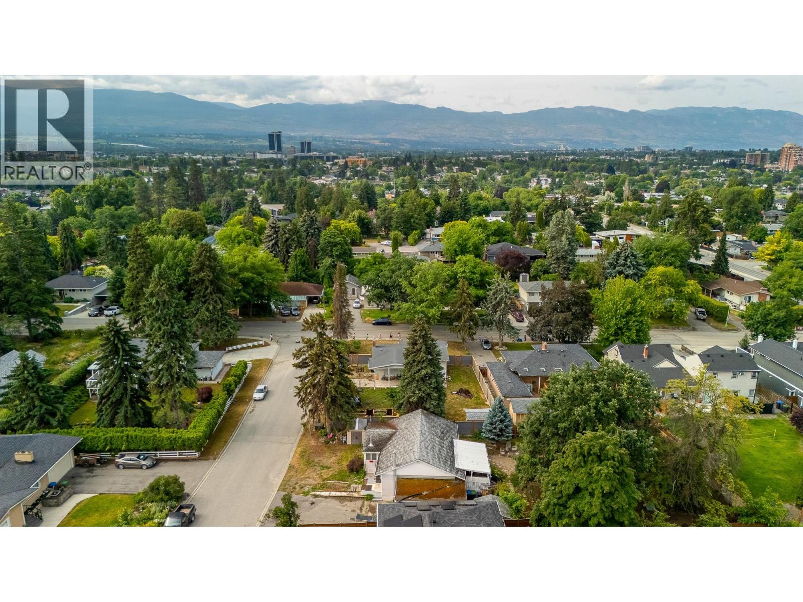  988 Glengarry Street, Kelowna