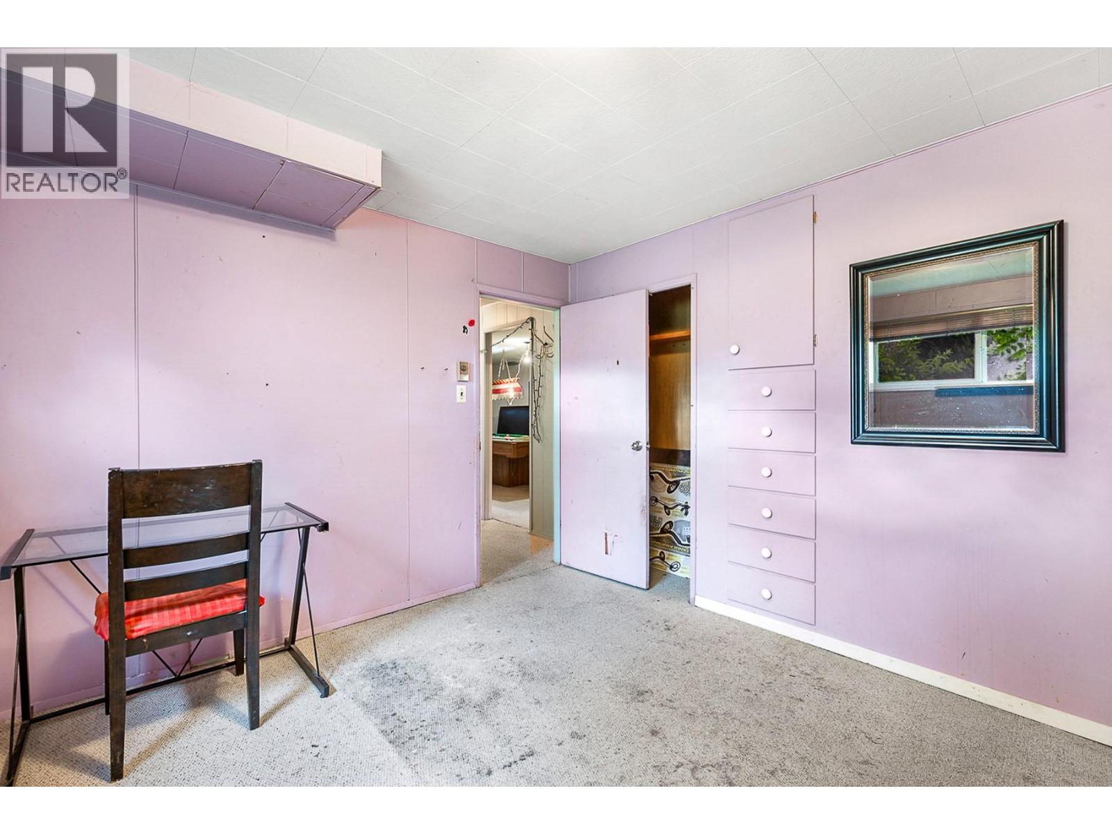  988 Glengarry Street, Kelowna