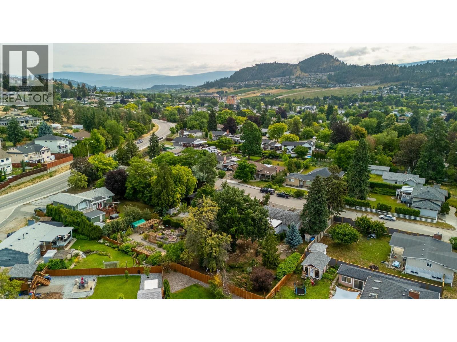  988 Glengarry Street, Kelowna