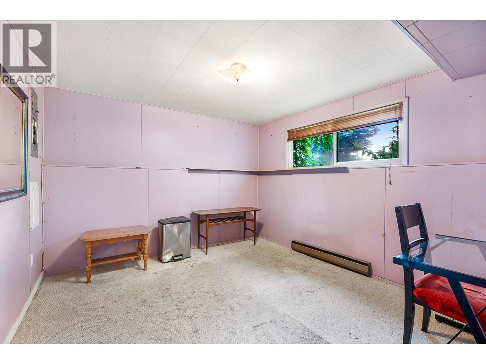  988 Glengarry Street, Kelowna