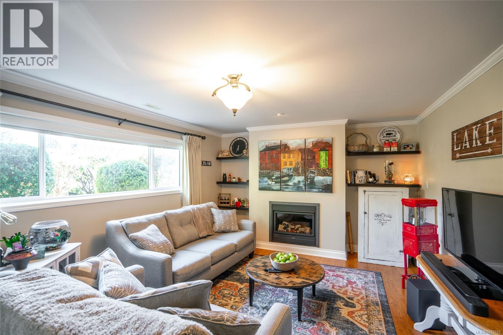 1720 McLauchlin Dr, Courtenay