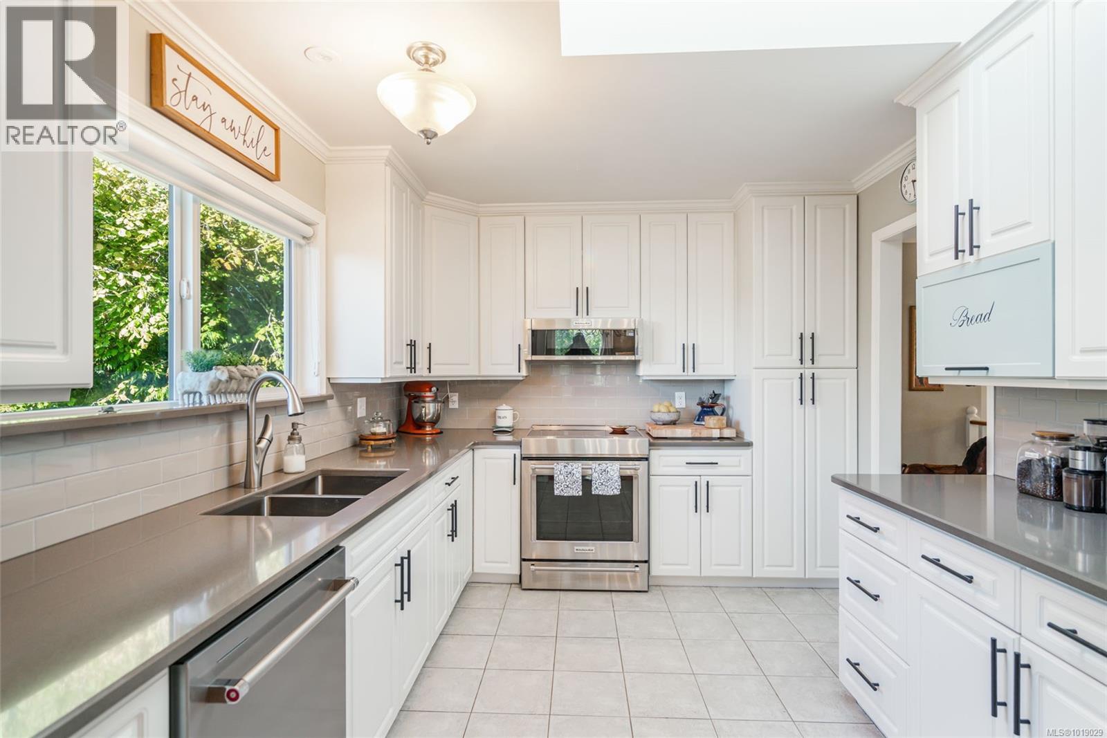 1720 McLauchlin Dr, Courtenay