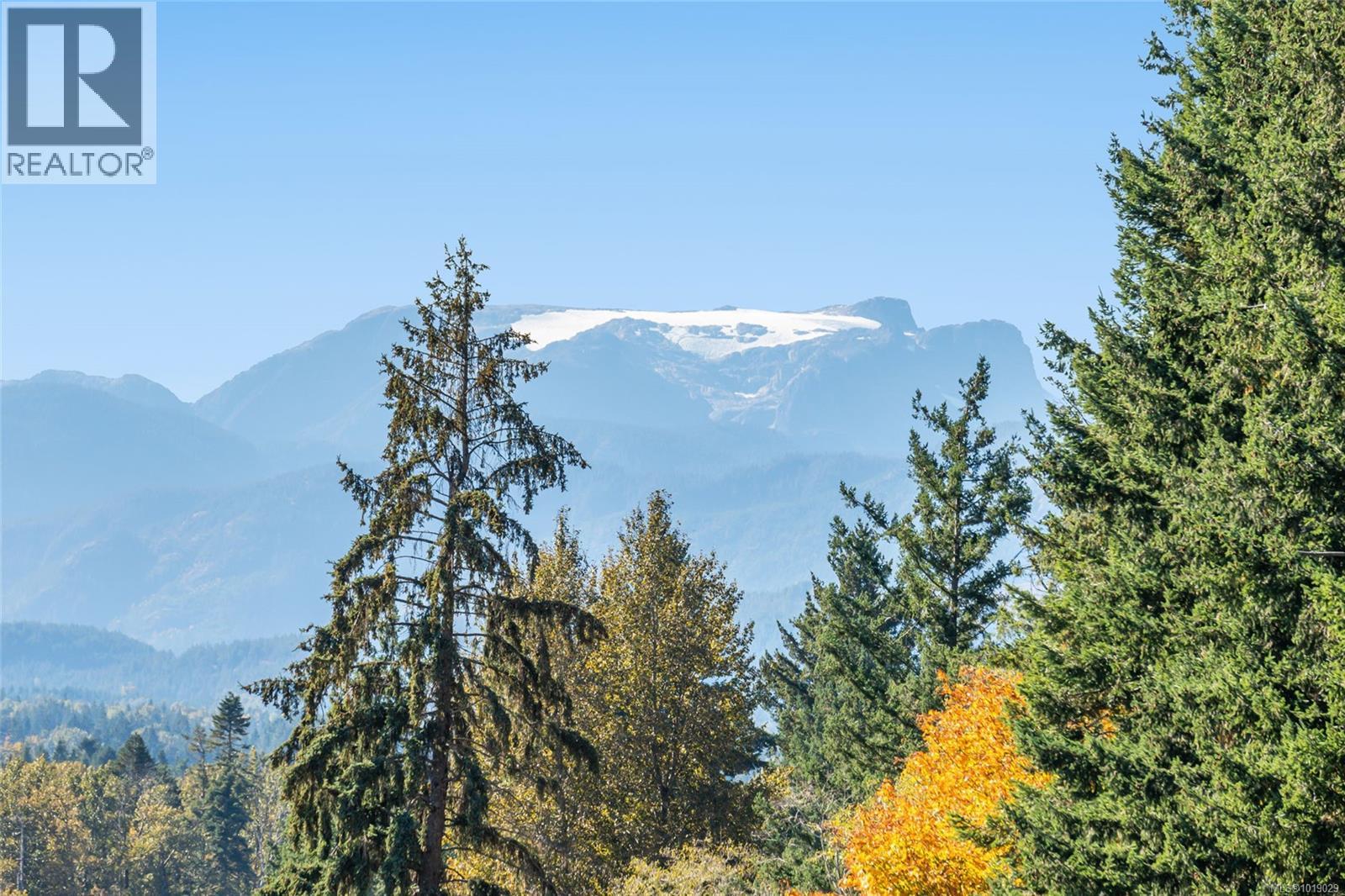 1720 McLauchlin Dr, Courtenay