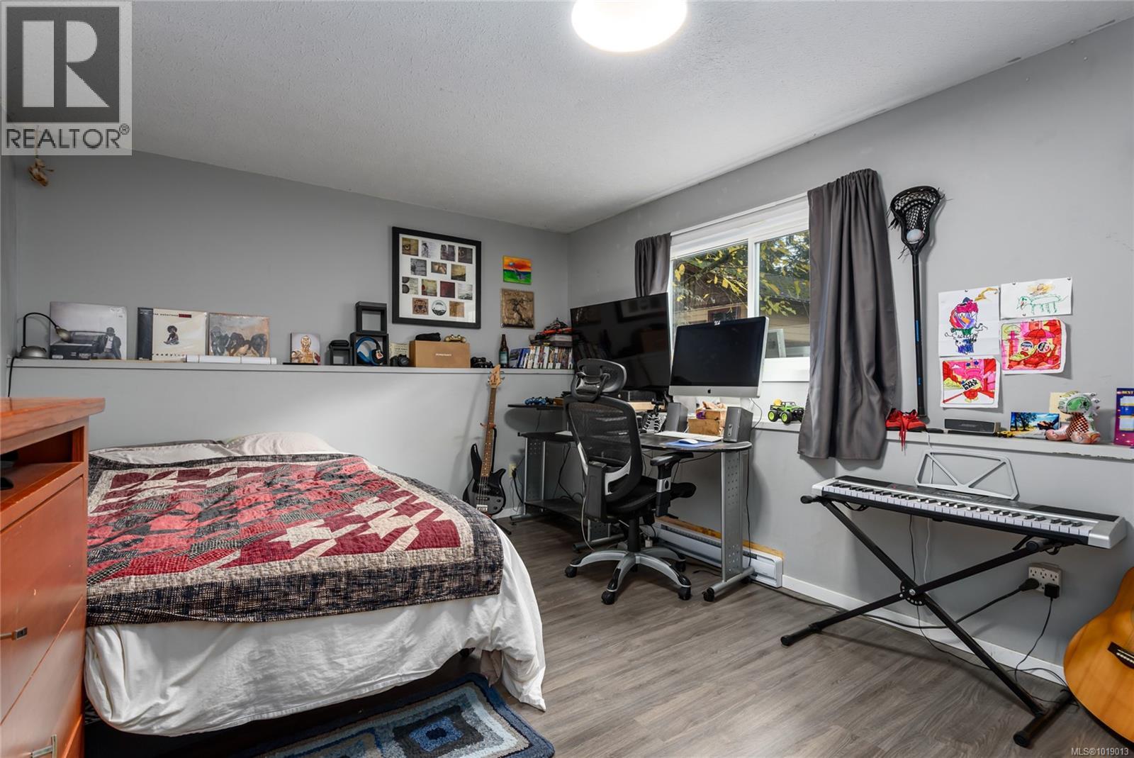 1651 Ascot Ave, Comox