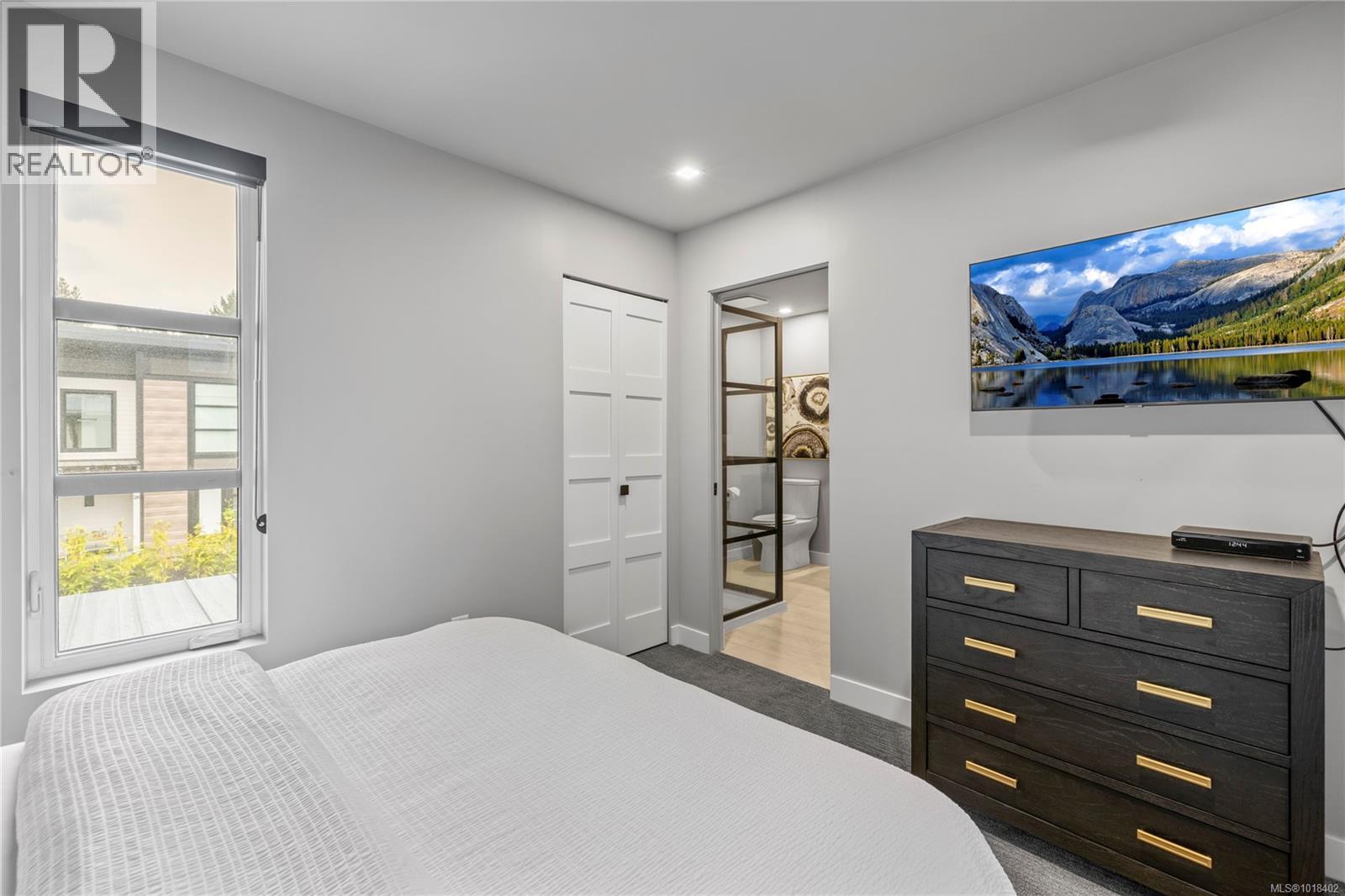 37 1175 RESORT Dr, Parksville