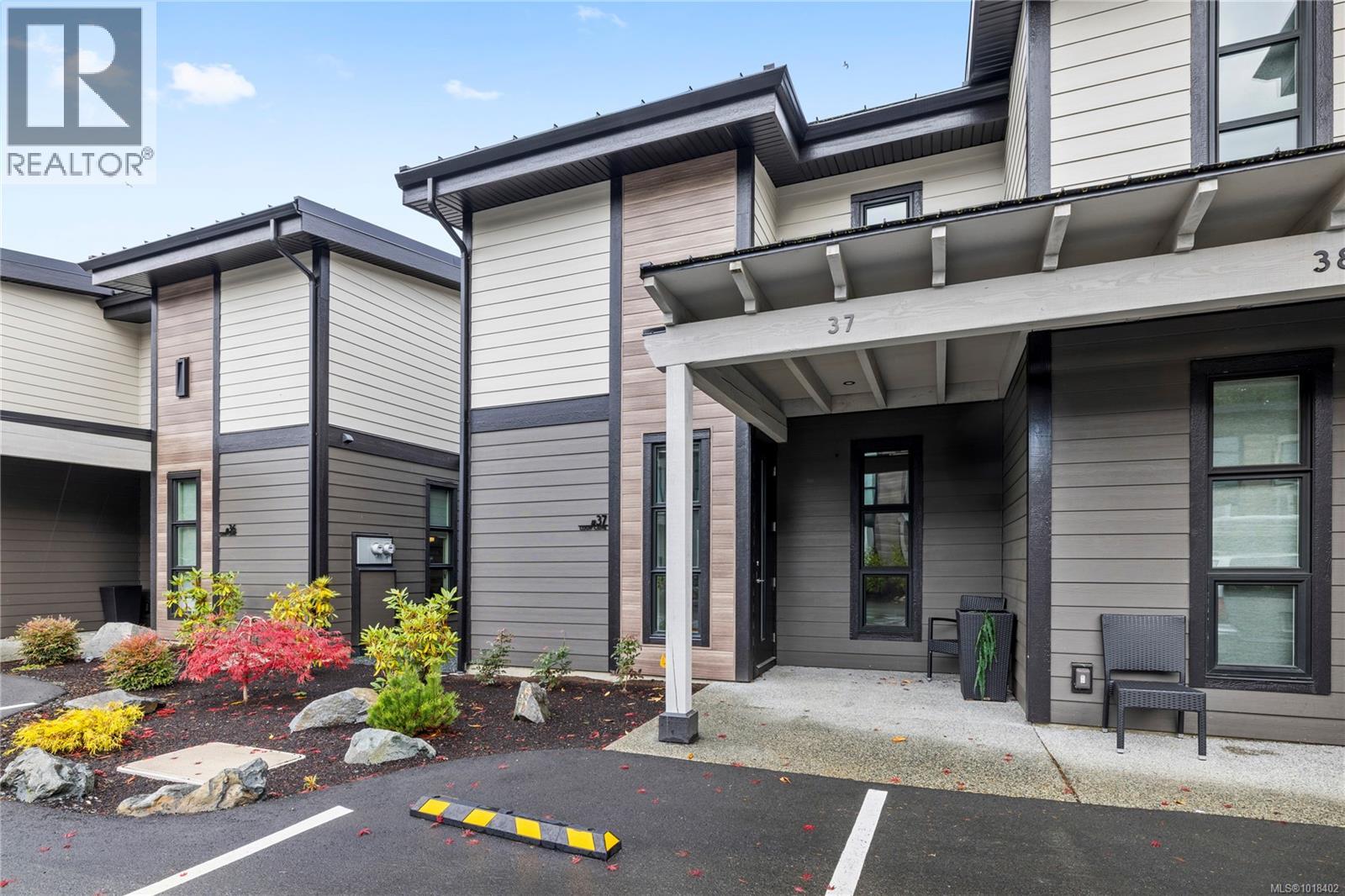 37 1175 RESORT Dr, Parksville