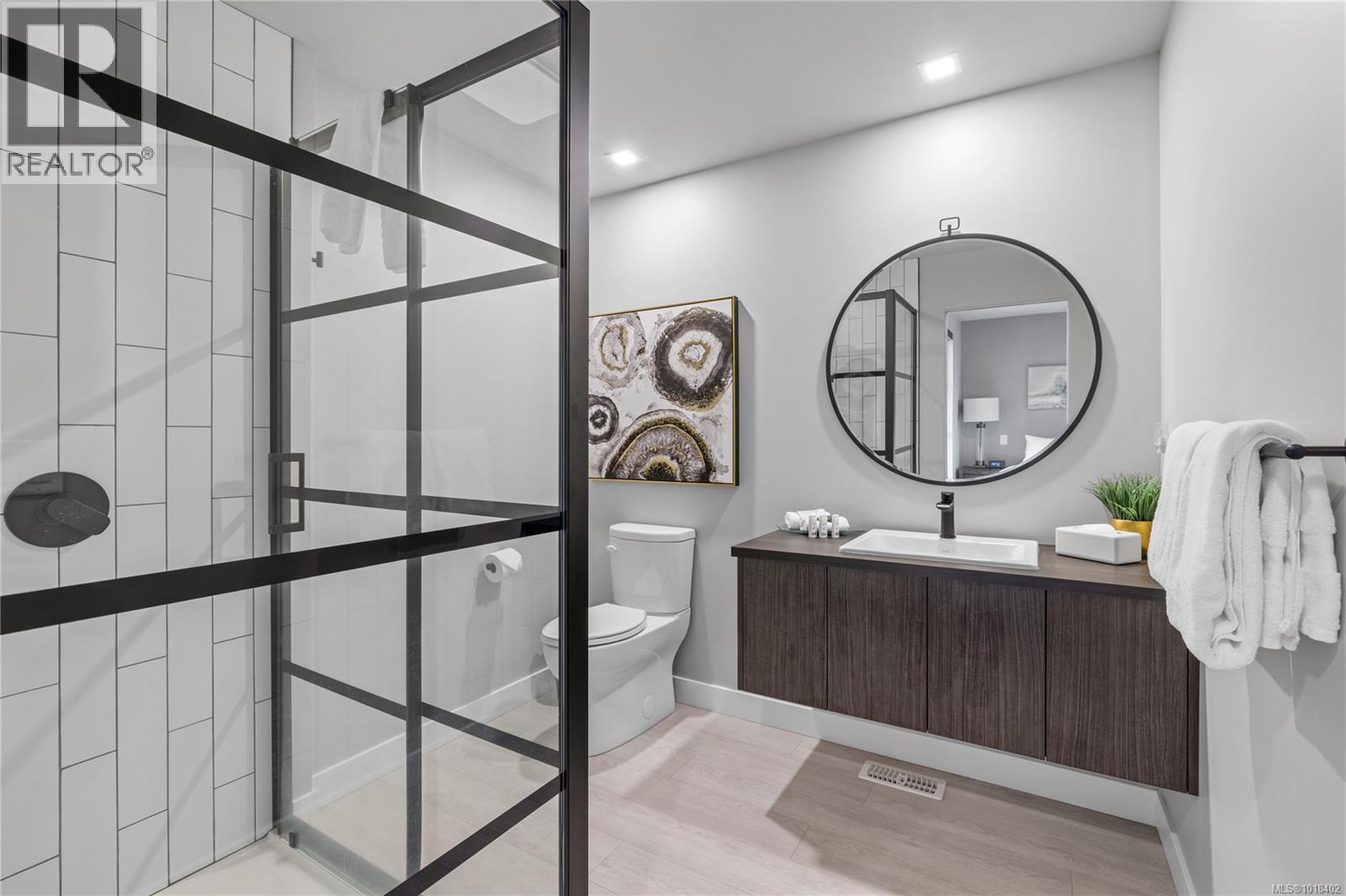 37 1175 RESORT Dr, Parksville