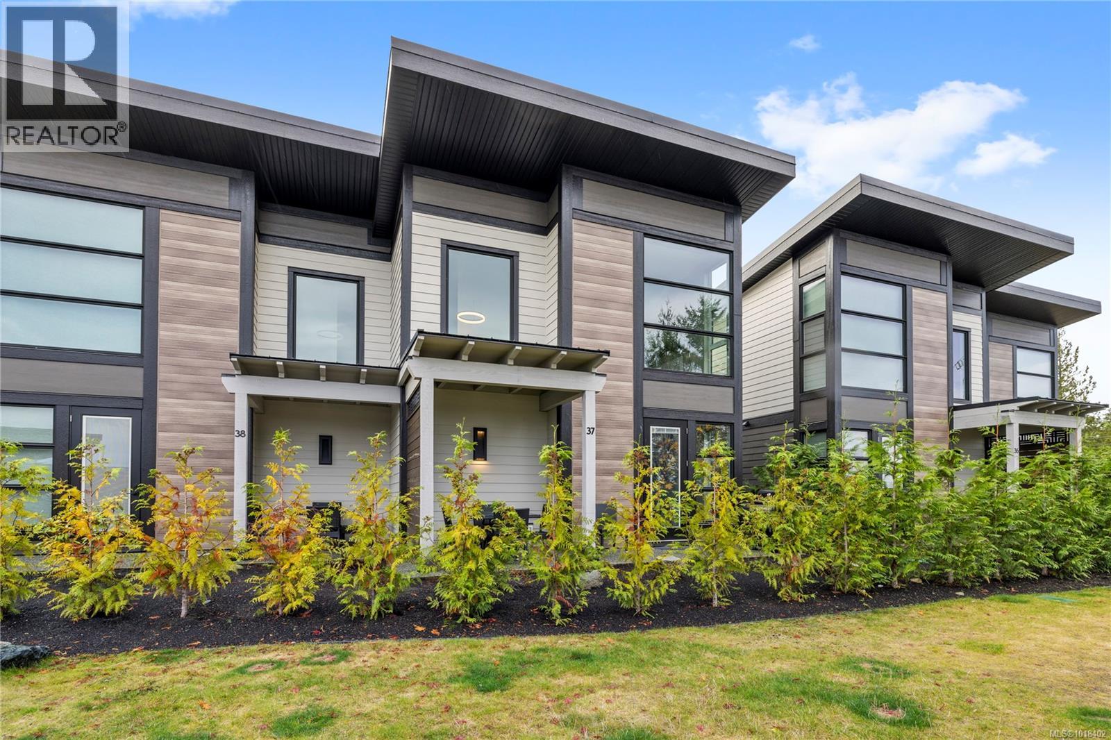 37 1175 RESORT Dr, Parksville