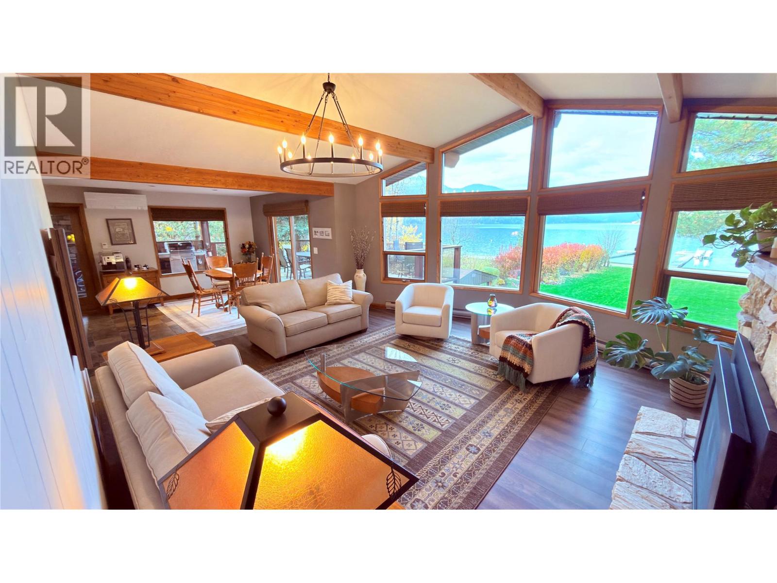 102 SANDNER Road, Christina Lake